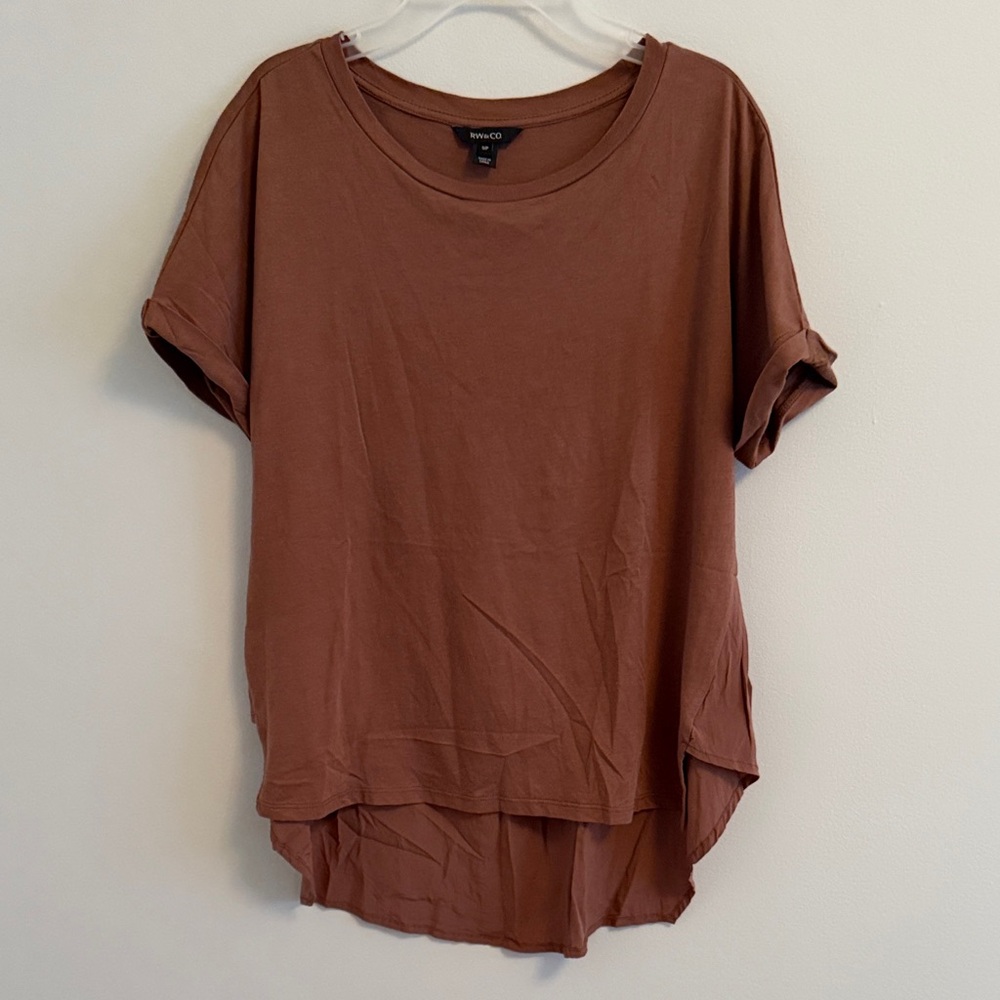 RW&CO. Brown Short Sleeve Tee